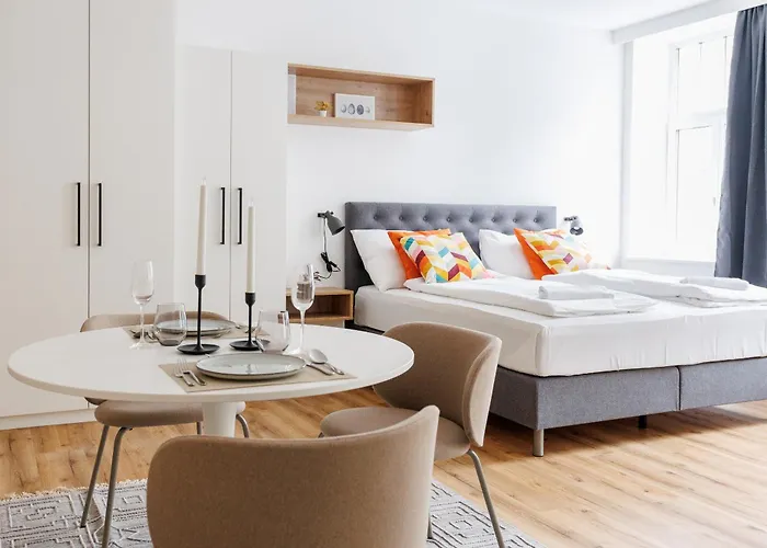 New Near Schoenbrunn Palace & Metro U3 * Vienna