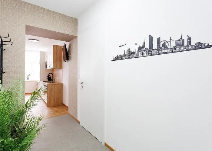 New Near Schoenbrunn Palace & Metro U3 Apartment